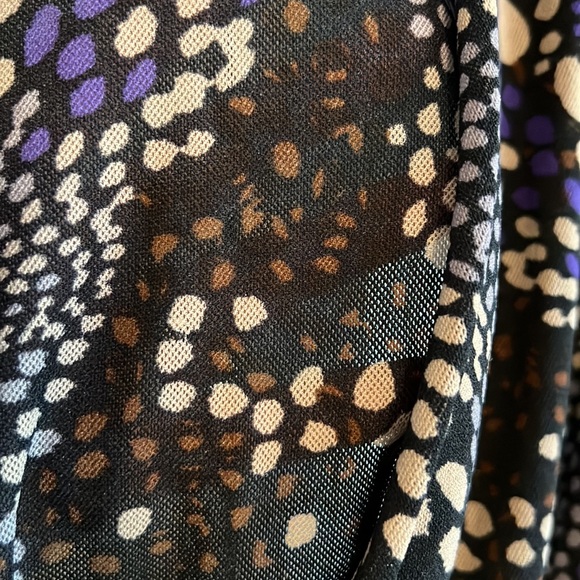 Sheer Stretchy Surplice Deep Neck Long Sleeve Gorgeous Printed Blouse. - Picture 4 of 6